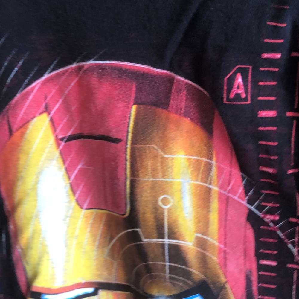 Graphic Tee with Red and Gold Iron Man Helmet